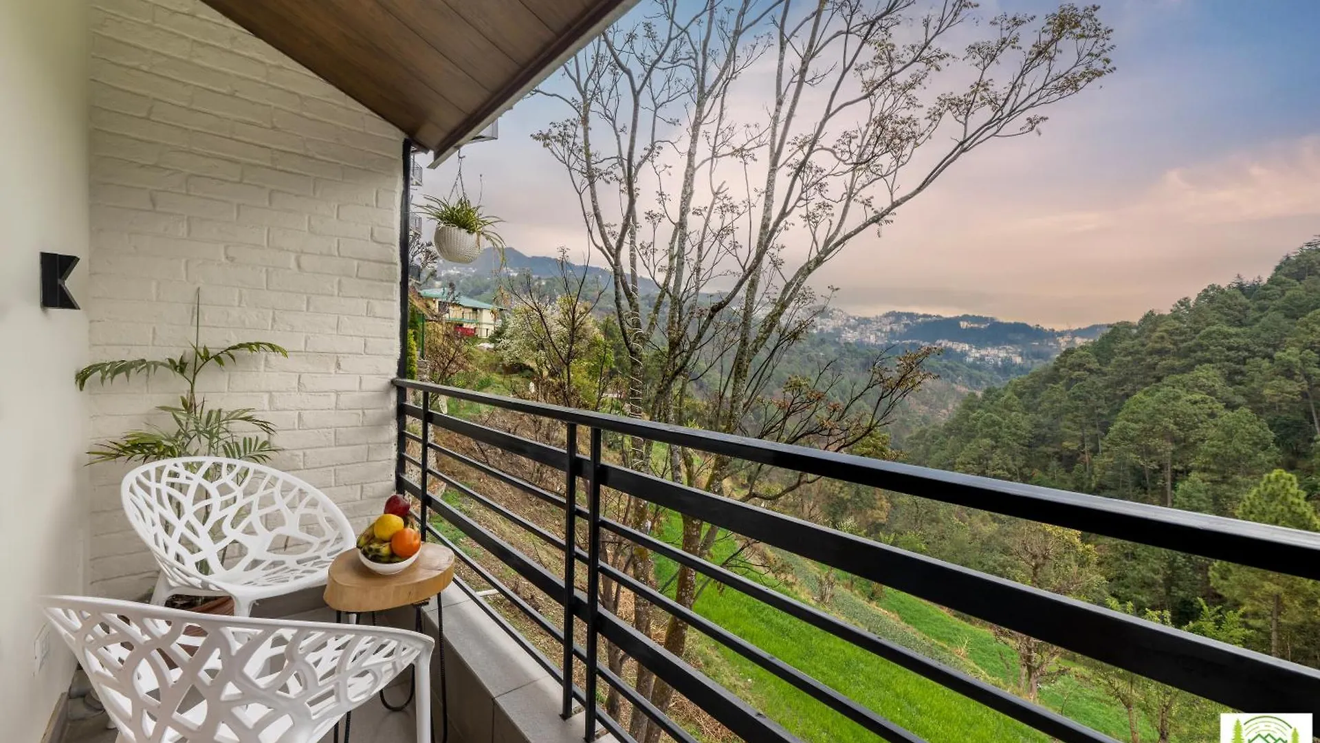 Silent Woods 3 Bhk Wooden Cottage Shimla Villa